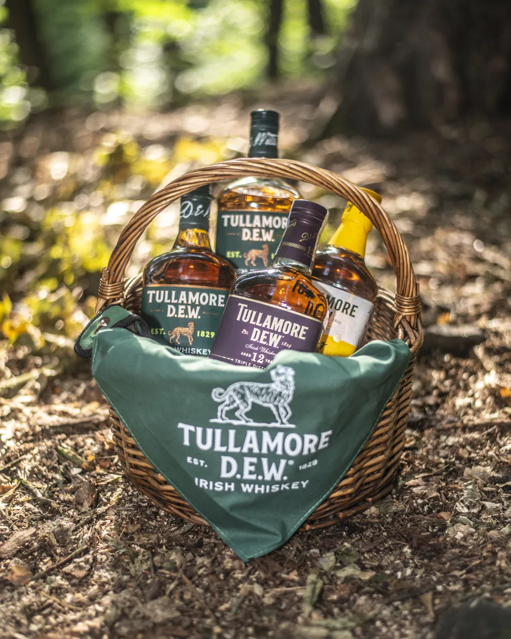 Košík s lahvemi Tullamore Dew